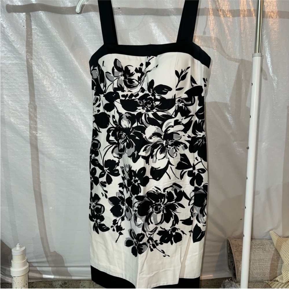 Black and White Sheath Midi Dress with Square Neck